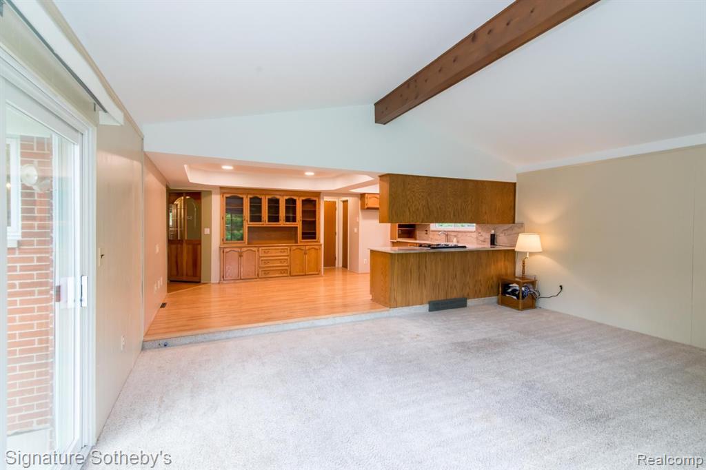 6279 WALKER Court, Troy, MI 48085 — Photo 16