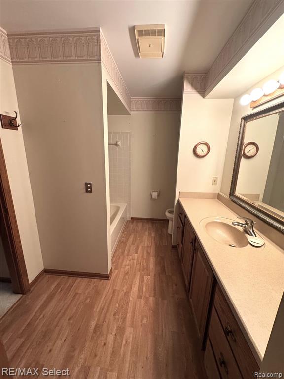 6060 Oak Creek Drive, Swartz Creek, MI 48473 — Photo 15