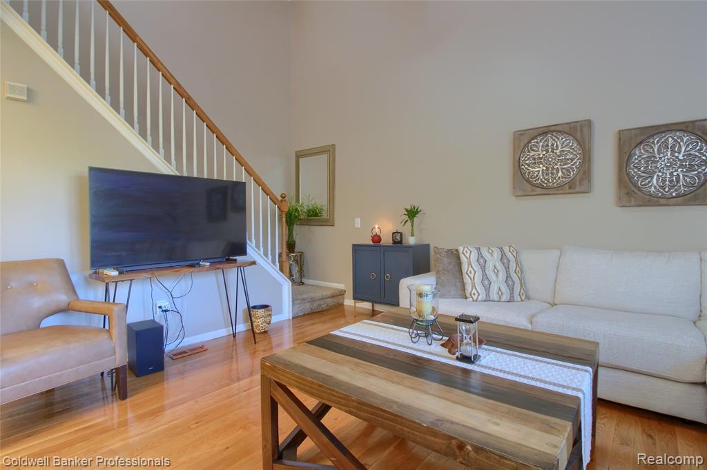 4281 Hunters Circle W, Canton, MI 48188 — Photo 8
