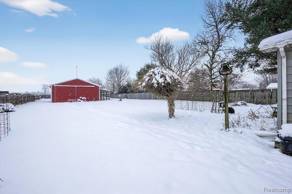 9102 N Genesee Road, Mount Morris, MI 48458 — Photo 31