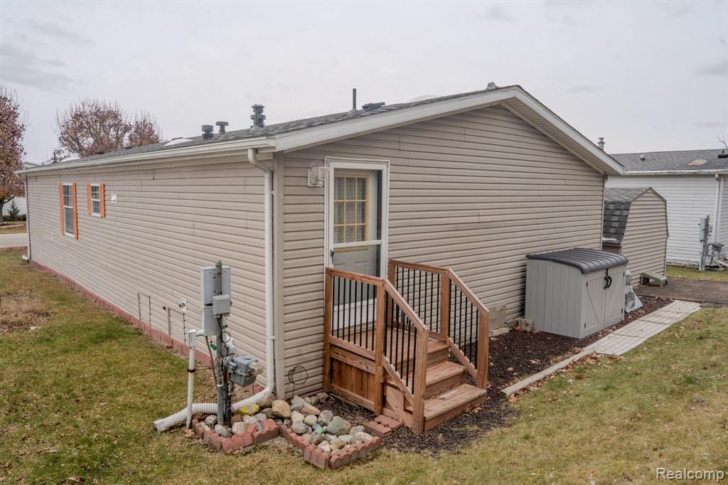 13480 Denver Drive, Hartland, MI 48353 — Photo 25
