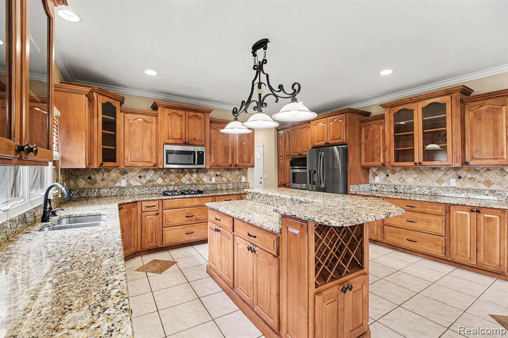 6929 Dakota Drive, Troy, MI 48098 — Photo 15