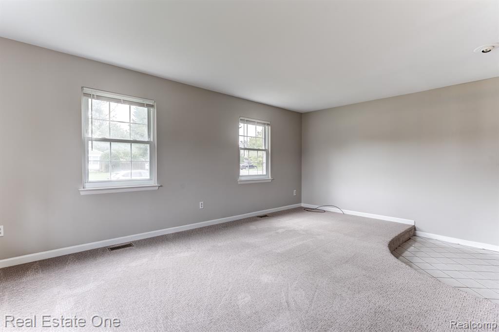 42500 LAKE SUCCESS Drive, Northville, MI 48167 — Photo 5