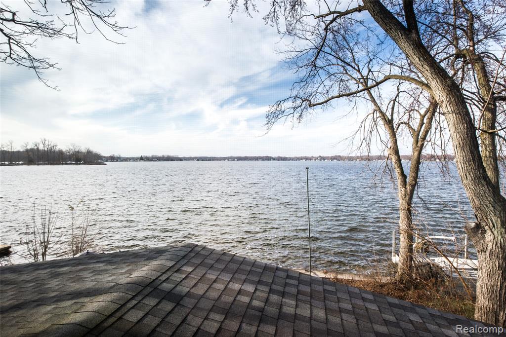 9109 McGregor Road, Pinckney, MI 48169 — Photo 46