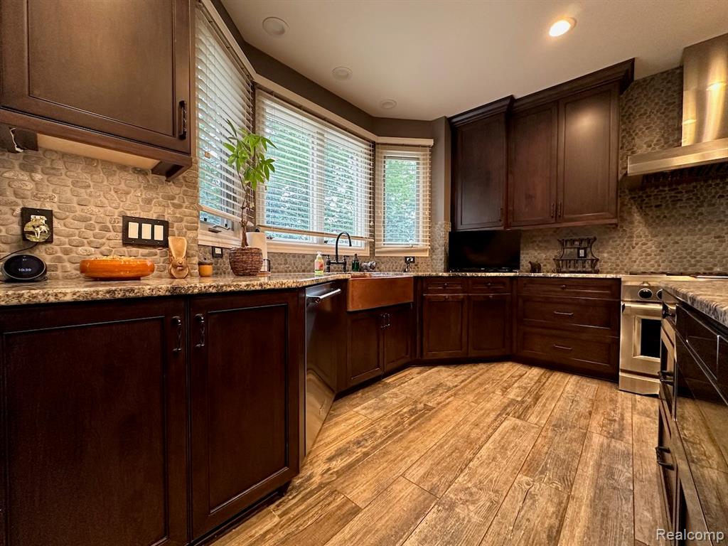 52006 Finch Court, Shelby Twp, MI 48315 — Photo 25