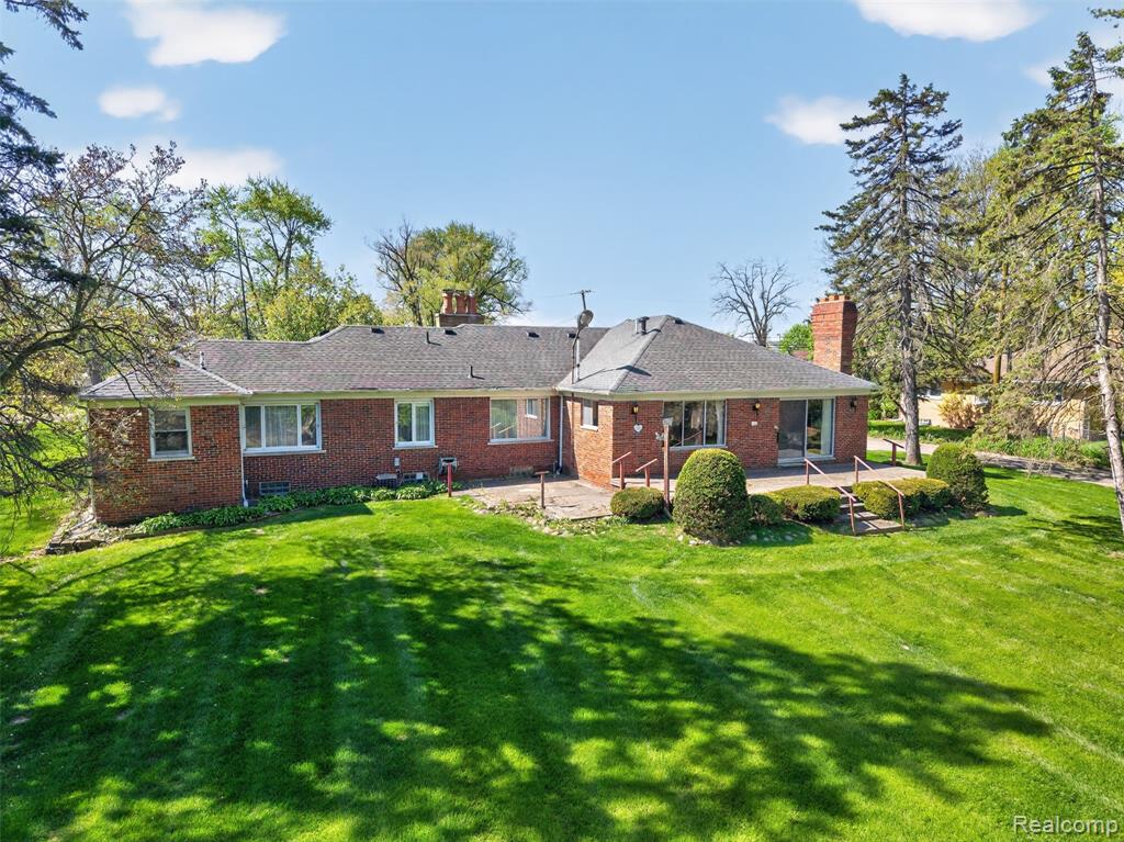 15623 Millar Road, Clinton Twp, MI 48036 — Photo 6