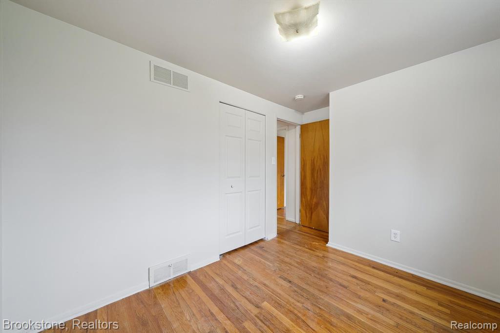400 JOSLYN Avenue, Pontiac, MI 48342 — Photo 23