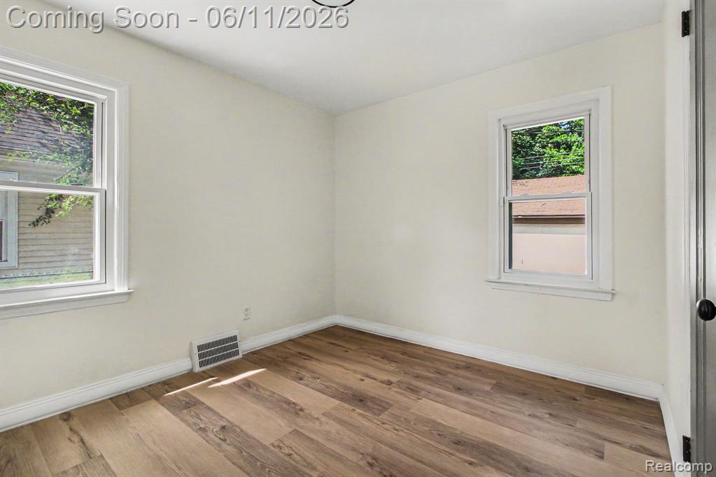 11311 Tecumseh, Redford, MI 48239 — Photo 13