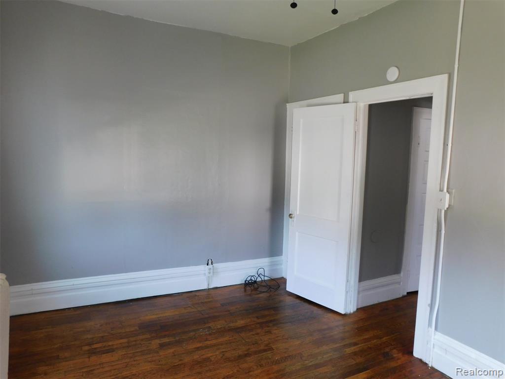 838 Howard Street, Port Huron, MI 48060 — Photo 8
