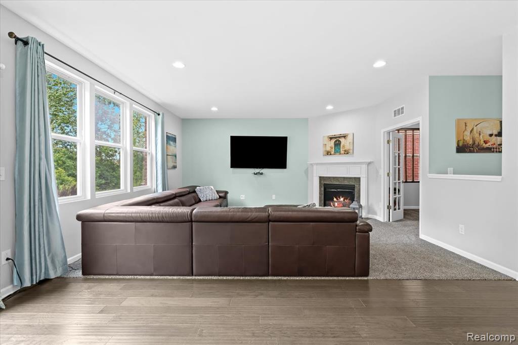 49645 Hartwick Drive, Novi, MI — Photo 12