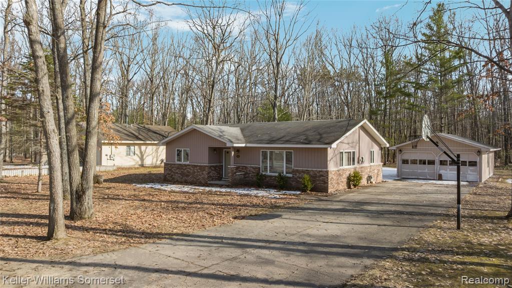 208 Hitchcock Avenue, Roscommon, MI 48653 — Photo 43