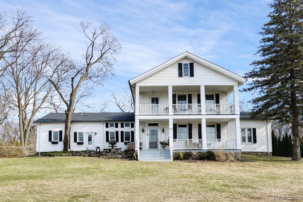 549 Grixdale Lane, Waterford, MI 48328