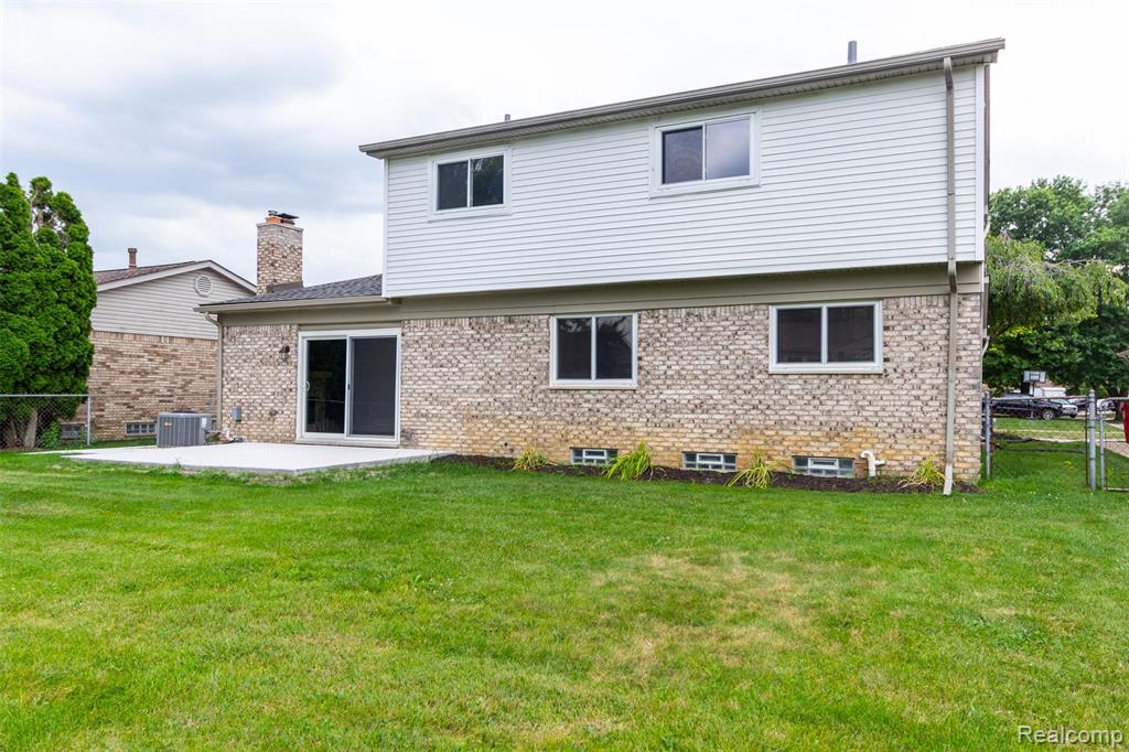 46376 Meadow Lane, Macomb, MI 48044 — Photo 39