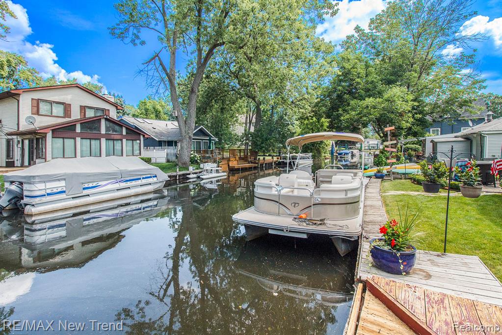 4766 Linwood, West Bloomfield, MI 48324 — Photo 34