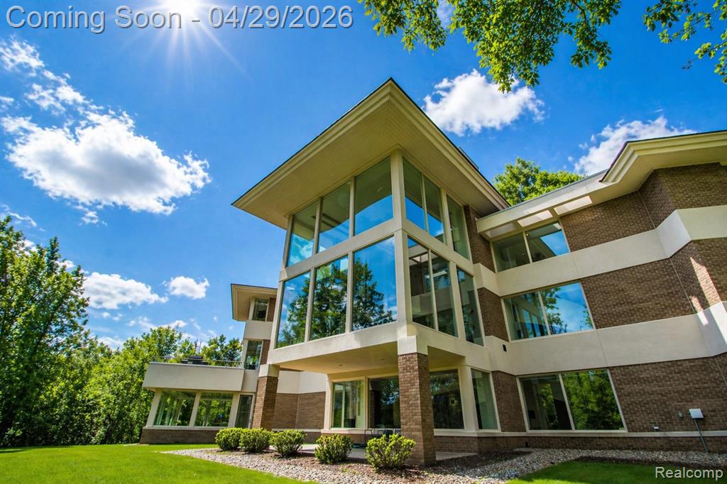 1208 HIDDEN LAKE Drive, Bloomfield Hills, MI 48302 — Photo 24