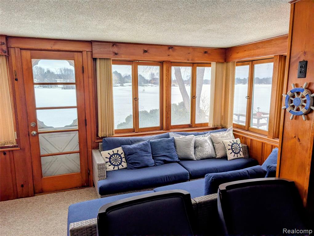 8461 Woodland Shore Drive, Brighton, MI 48114 — Photo 8