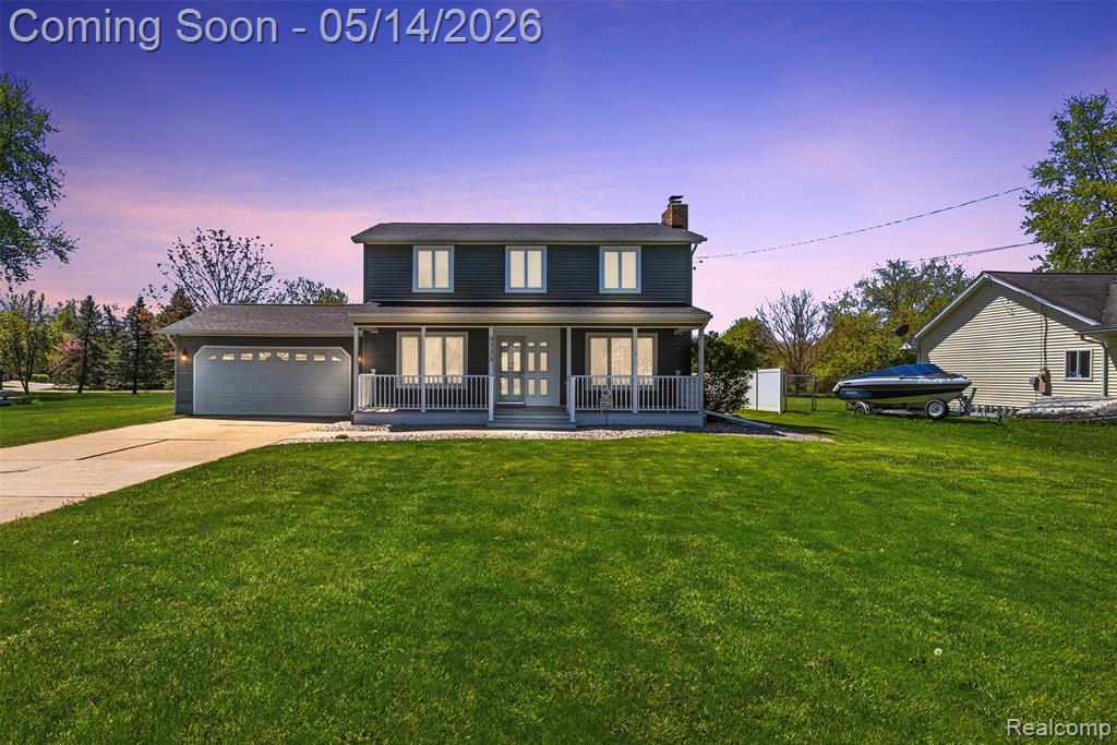 9338 E Lippincott Boulevard, Davison, MI 48423 — front exterior