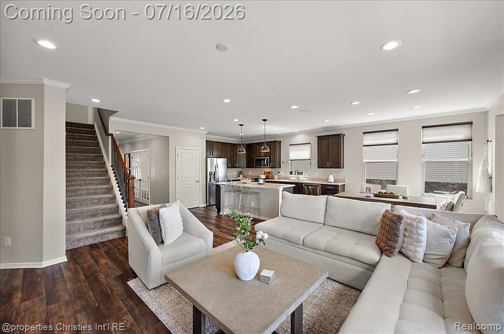 50026 Alden, Canton, MI 48188 — Photo 19