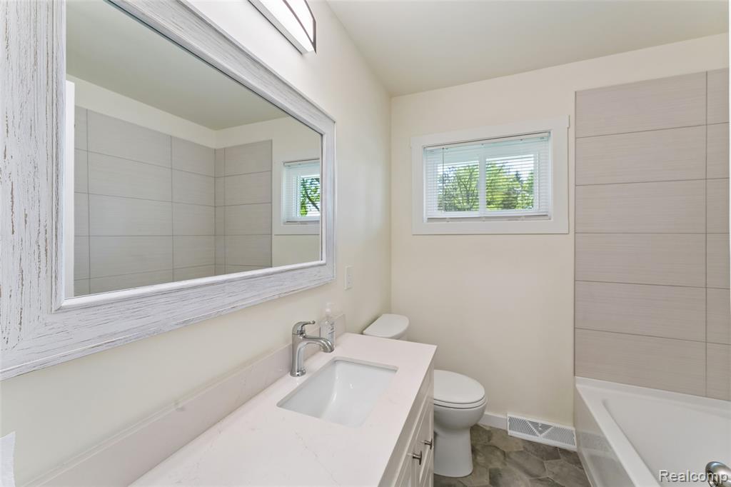 6333 N Beck Road, Canton, MI 48187 — Photo 14