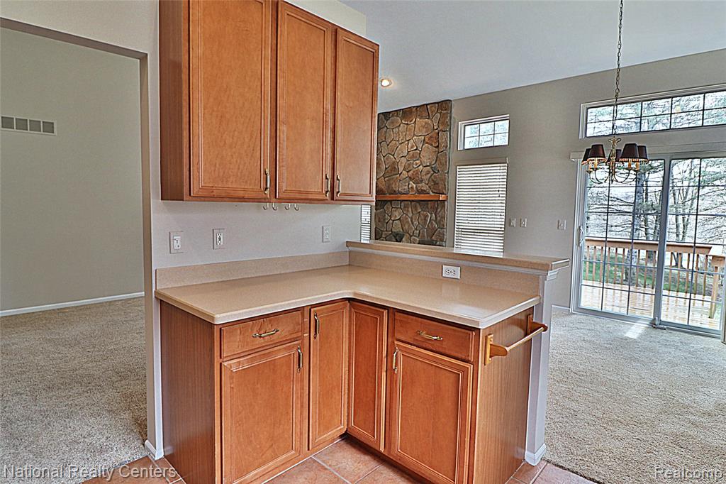 110 Four Seasons Drive, Lake Orion, MI — Photo 16