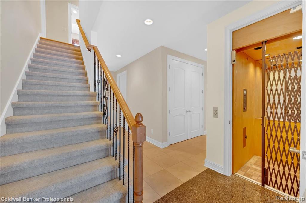 4359 Longview Drive, Lapeer, MI 48446 — Photo 29