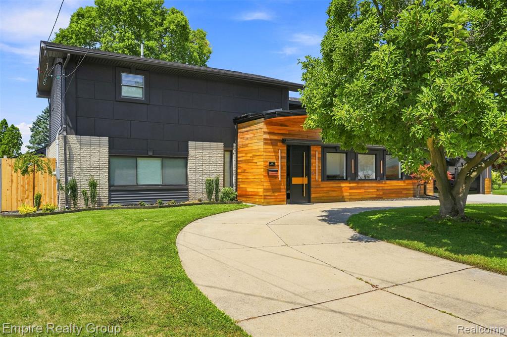 53 Potter Drive, Belleville, MI 48111 — Photo 5