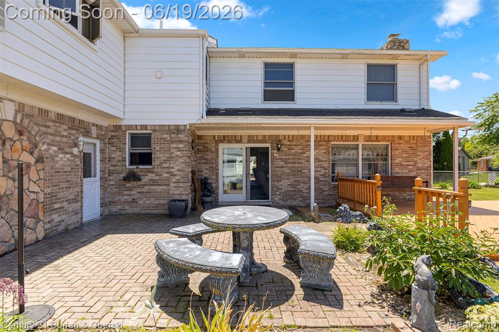 23312 E Fairway Drive, Trenton, MI 48183 — Photo 51