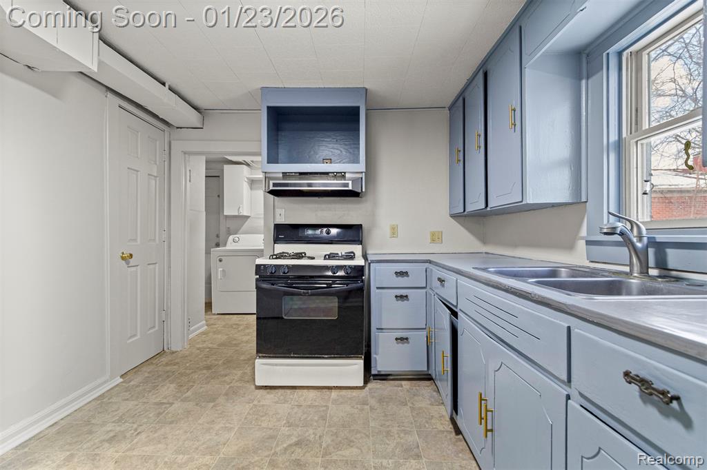 5903 N Silvery Lane, Dearborn Heights, MI 48127 — Photo 18