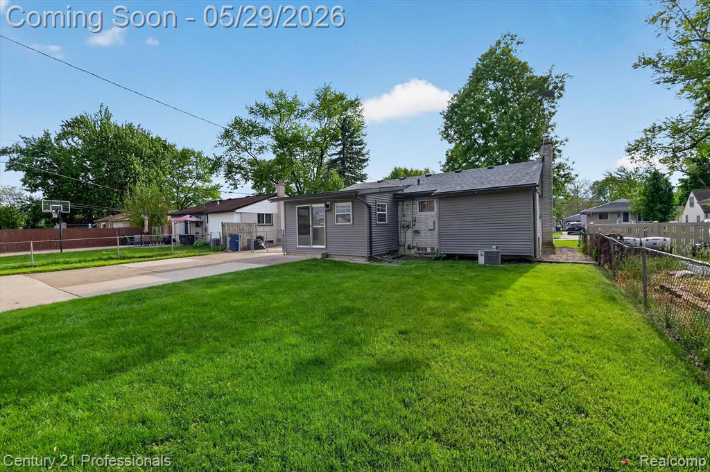 7414 Gilman Street, Westland, MI — Photo 35