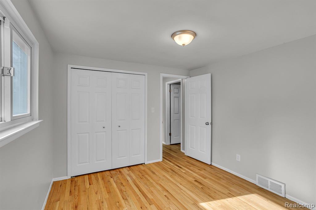 7828 KAISER Street, Canton, MI 48187 — Photo 23