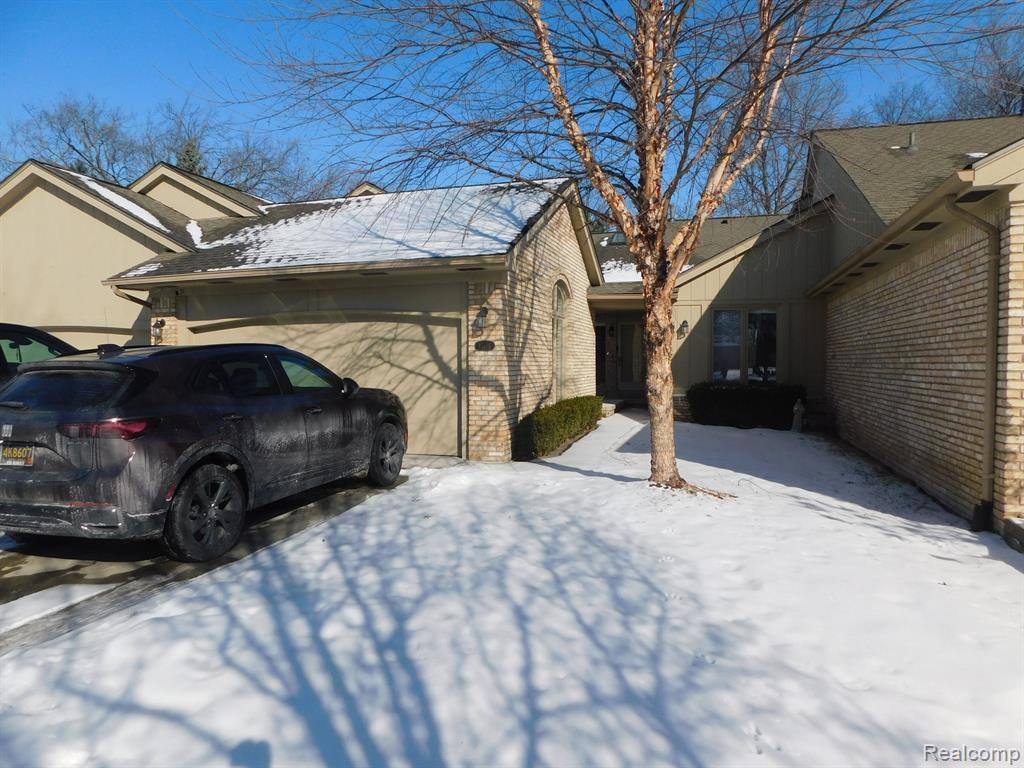 43175 W KIRKWOOD Drive, Clinton Twp, MI 48038 — Photo 5