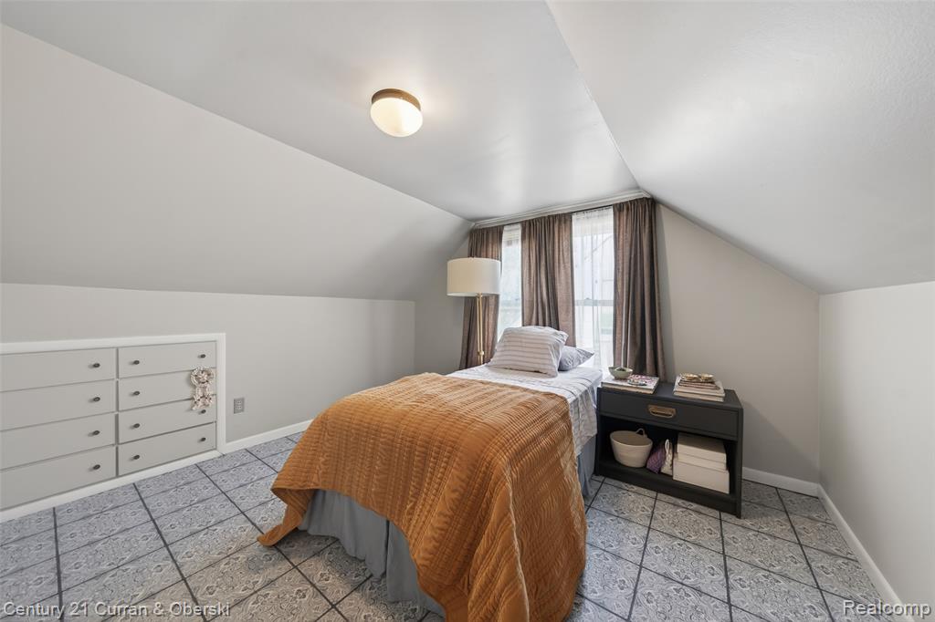 725 S Manitou Avenue, Clawson, MI — Photo 29