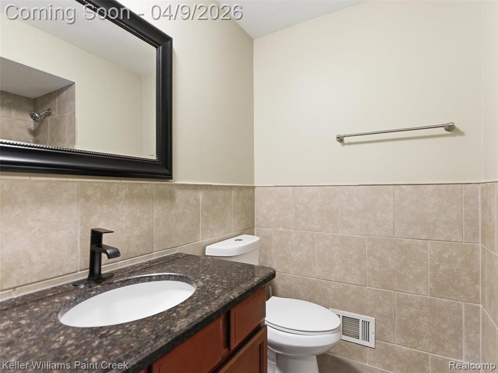 25845 Buckminster Drive, Novi, MI — Photo 28