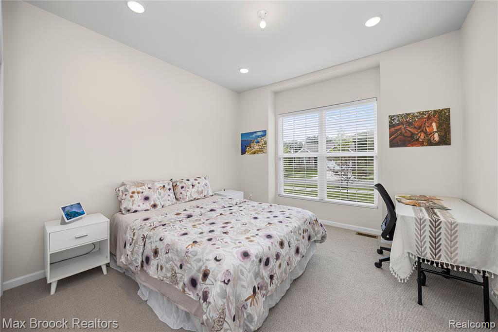 30153 TURTLE CREEK CIRCLE, New Hudson, MI 48165 — Photo 27