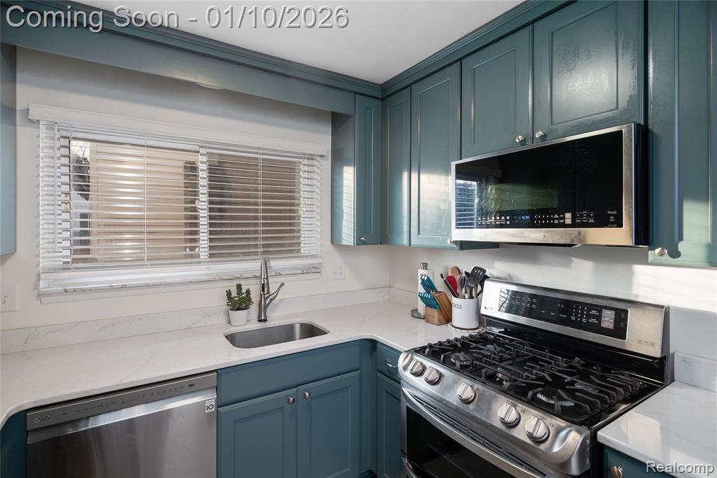 2443 Carriage Way, Ypsilanti, MI 48197 — Photo 9