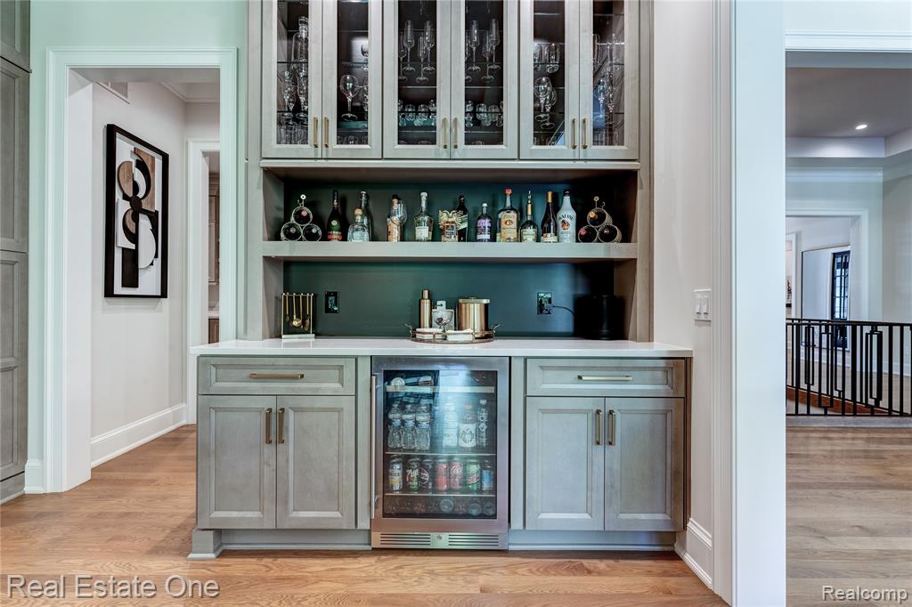 3370 Bloomcrest Drive, Bloomfield Hills, MI, 48304