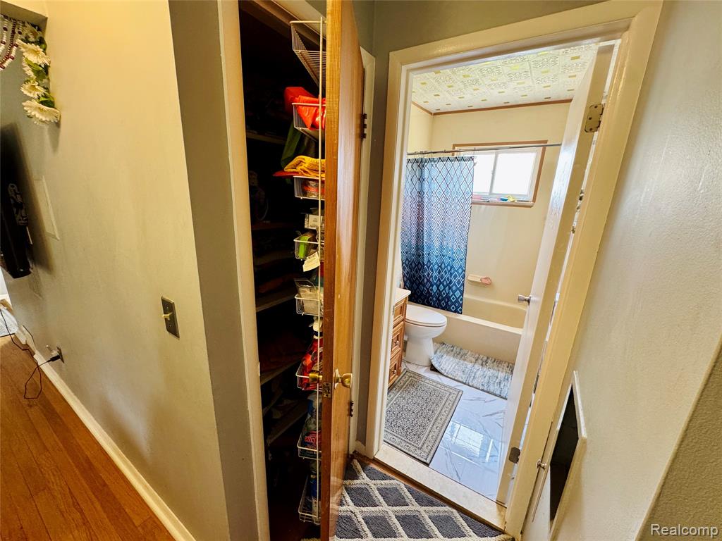 33564 Vista Way Way, Fraser, MI 48026 — Photo 15