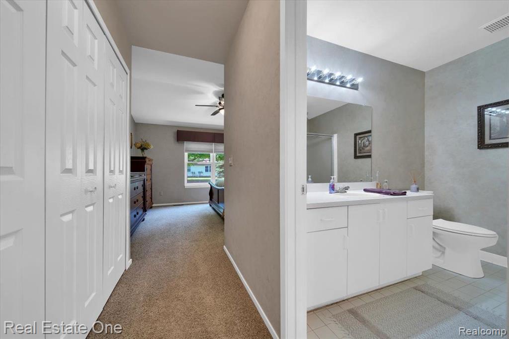 295 WINDING Brook, Commerce Twp, MI 48390 — Photo 20