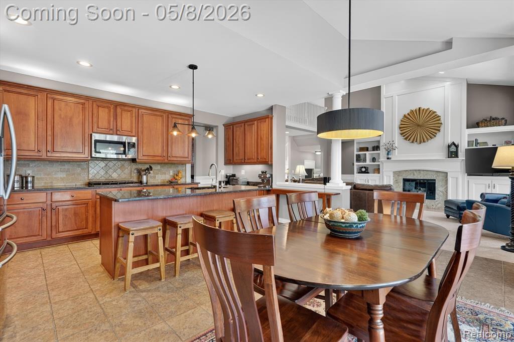 458 Kent Way, White Lake, MI 48383 — Photo 10
