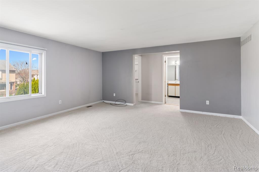 41450 REINDEER Drive, Novi, MI — Photo 21