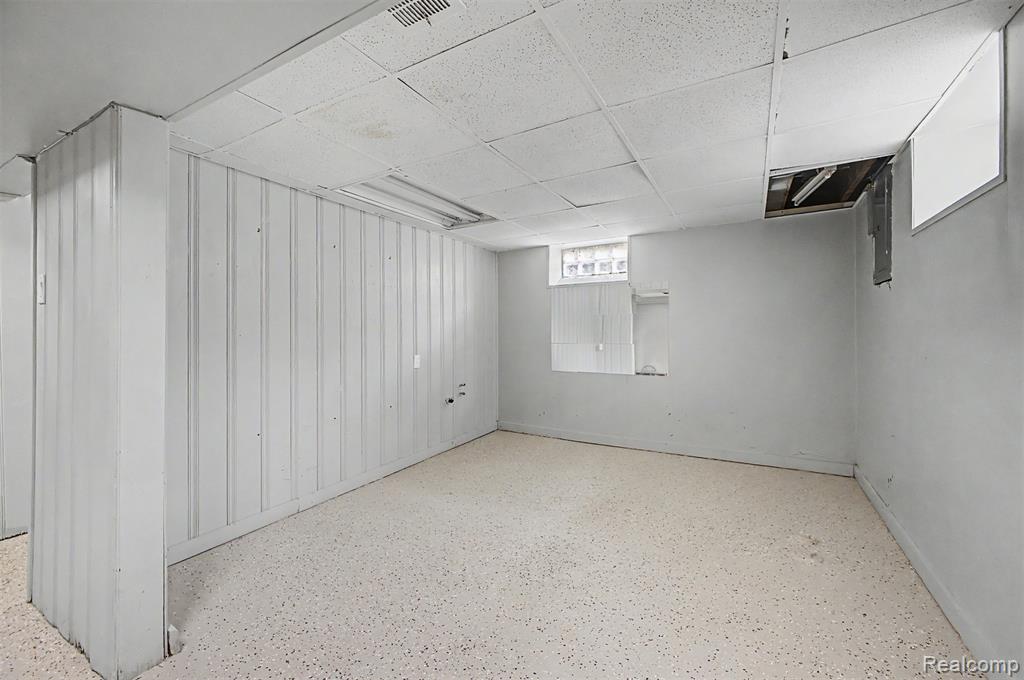 10883 Balfour Road, Detroit, MI 48224 — Photo 22