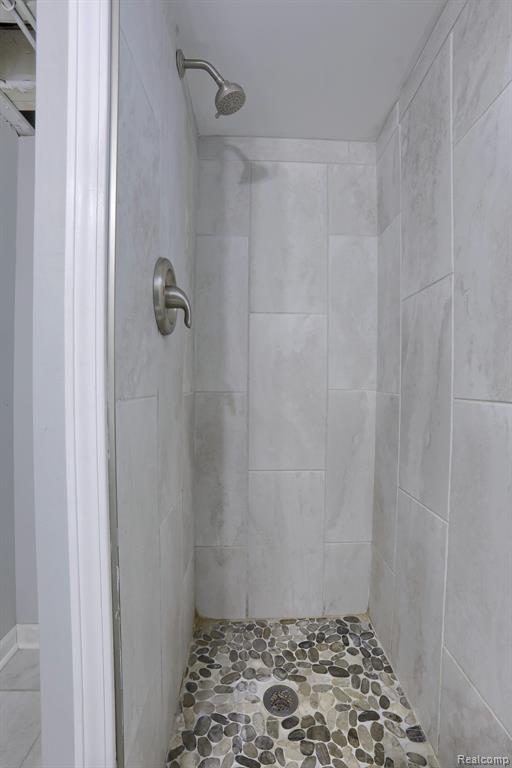 539 FARNHAM Avenue, Lincoln Park, MI 48146 — Photo 23