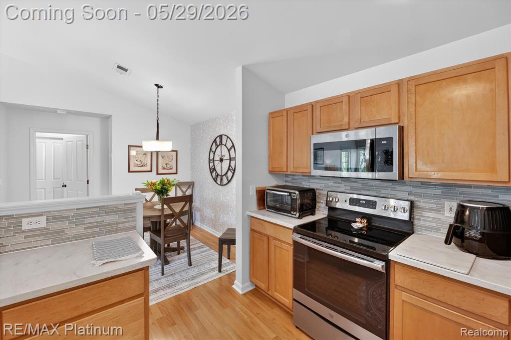 4191 Hampton Ridge Boulevard, 41, Howell, MI 48843 — Photo 6