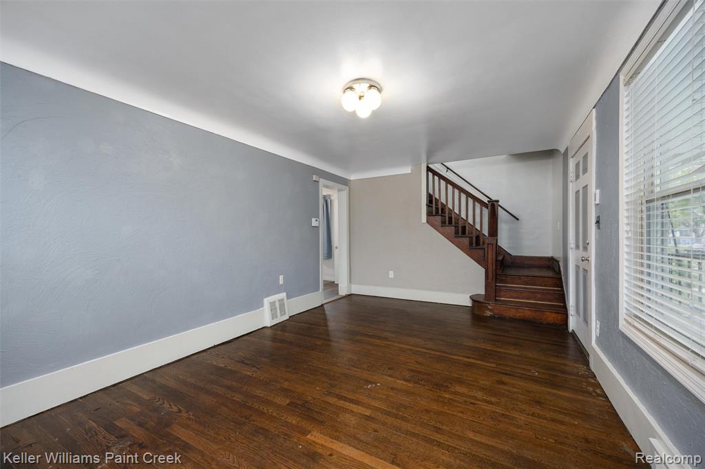 7275 Orchard Avenue, Warren, MI 48091 — Photo 4