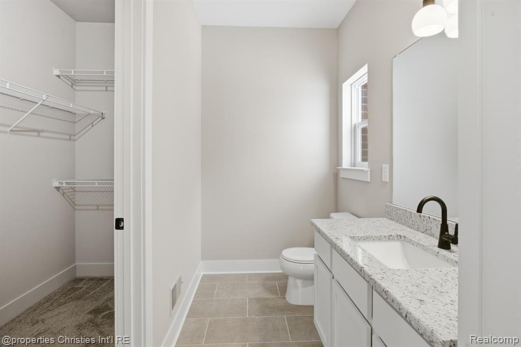 23150 Waterview Drive, New Boston, MI 48164 — Photo 24