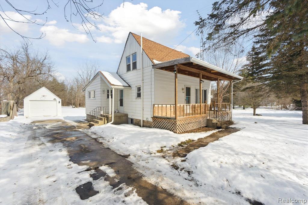 5369 SITKA Street, Burton, MI 48519 — Photo 2