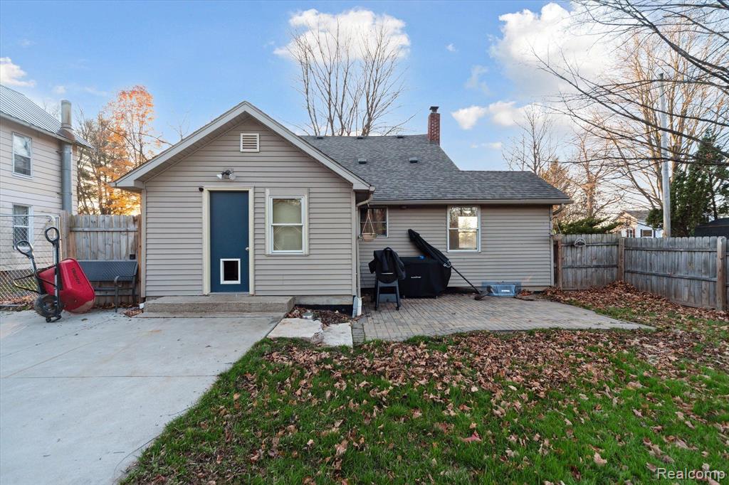 10524 N ANTCLIFF Road, Fowlerville, MI 48836 — Photo 25