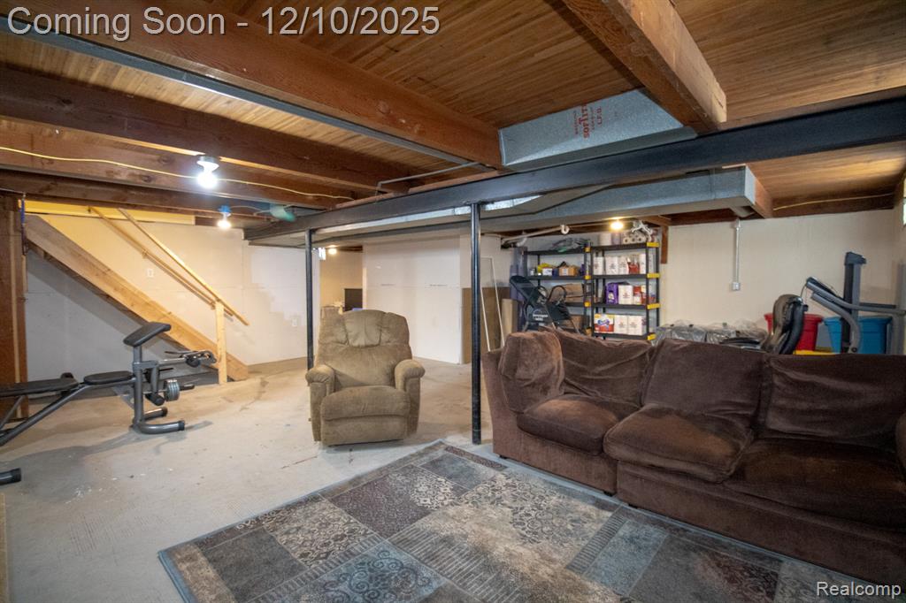 8225 N Hubbard Street, Westland, MI — Photo 28