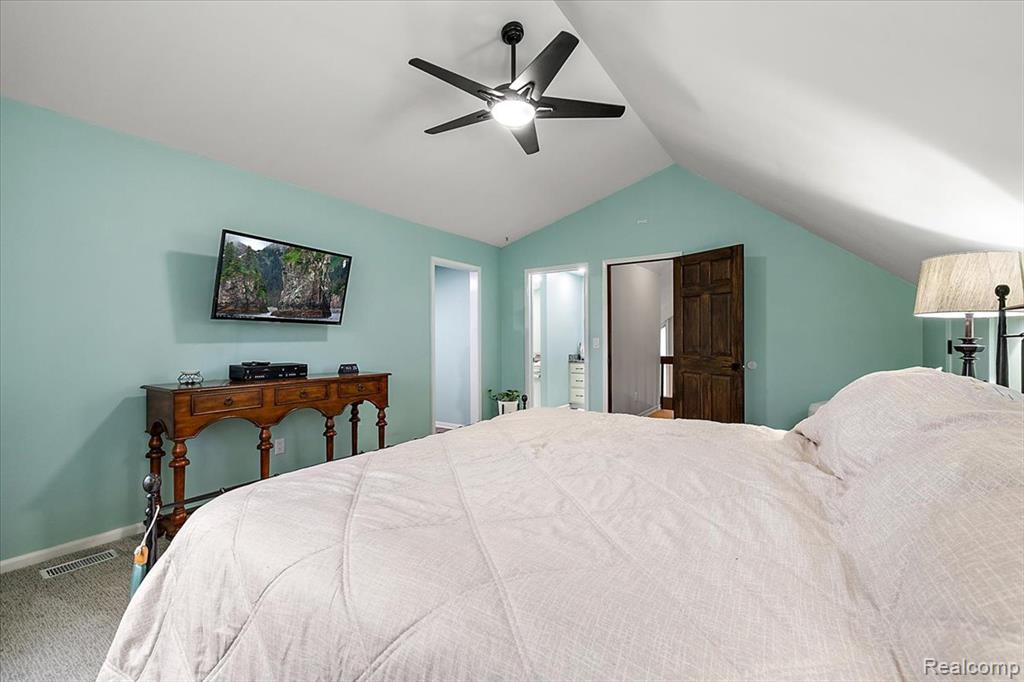 8021 Washburn Road, Goodrich Vlg, MI — Photo 34