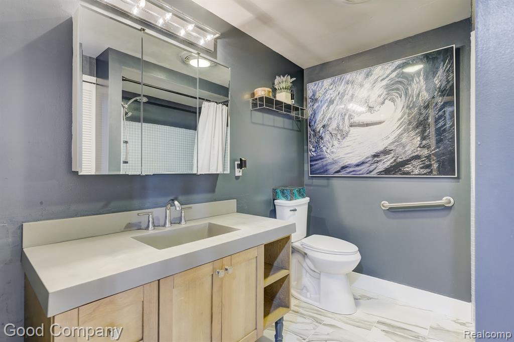 7105 Pebble Park Drive, West Bloomfield, MI — Photo 21